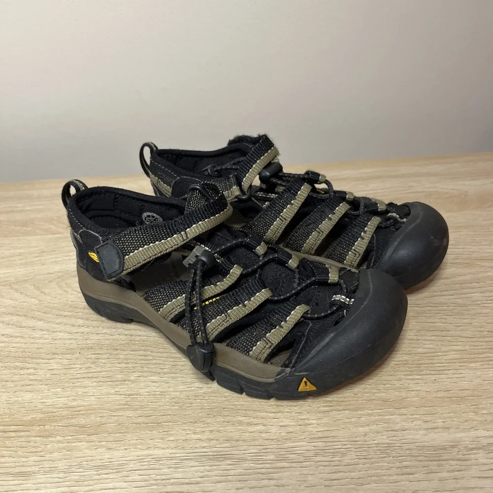 KEEN Youth Newport H2 Waterproof Sport‎ Outdoor Hiking Sandals Size 1 Kids
